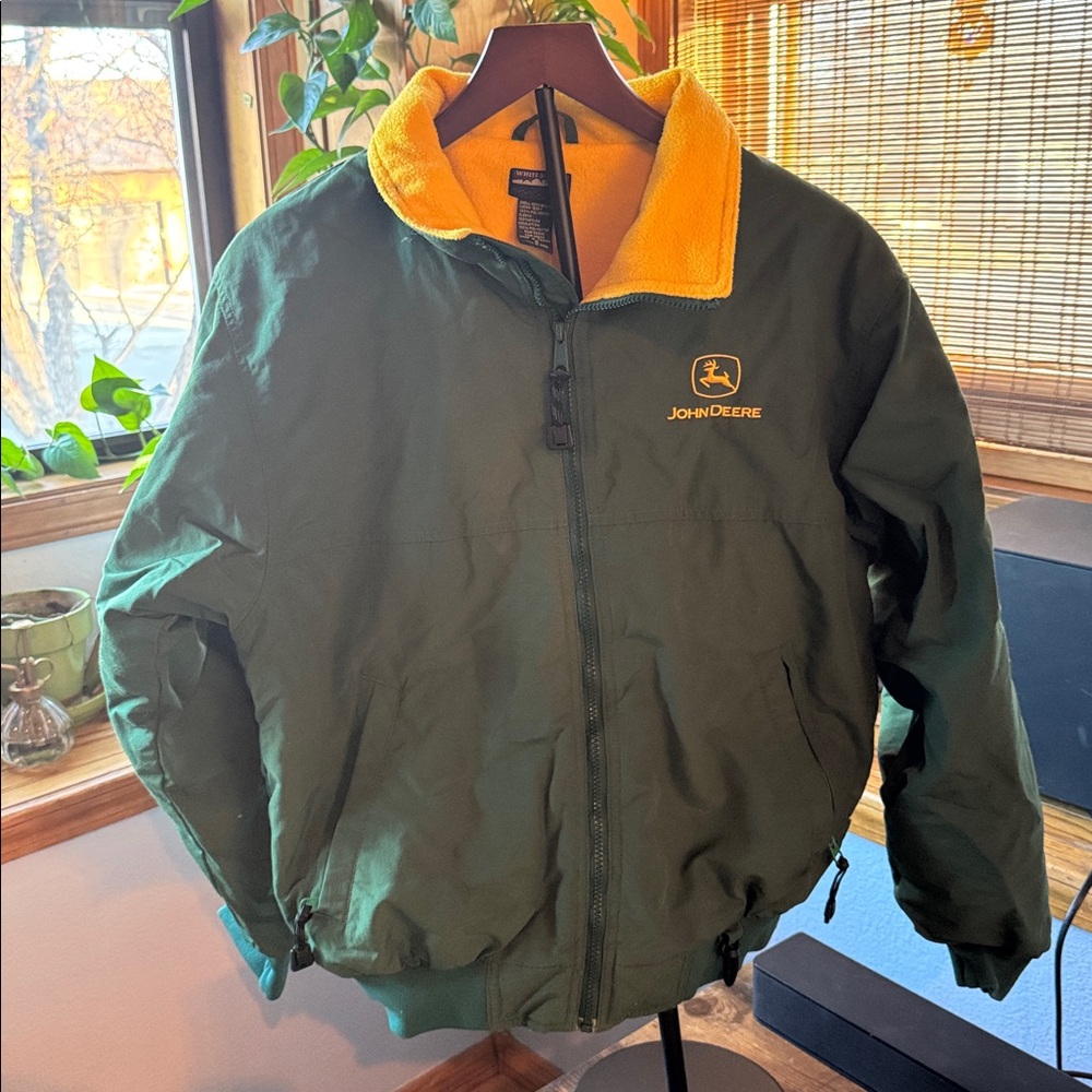 John Deere Jacket- fleece lined, storage pockets, zip up VINTAGE Size small